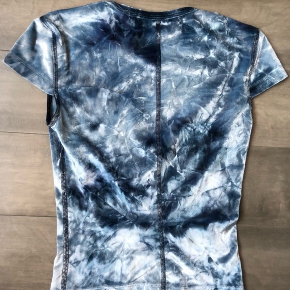 WILFRED Free Aritzia blue velvet Zaylee Tie Dye top size XXS - Picture 4 of 5